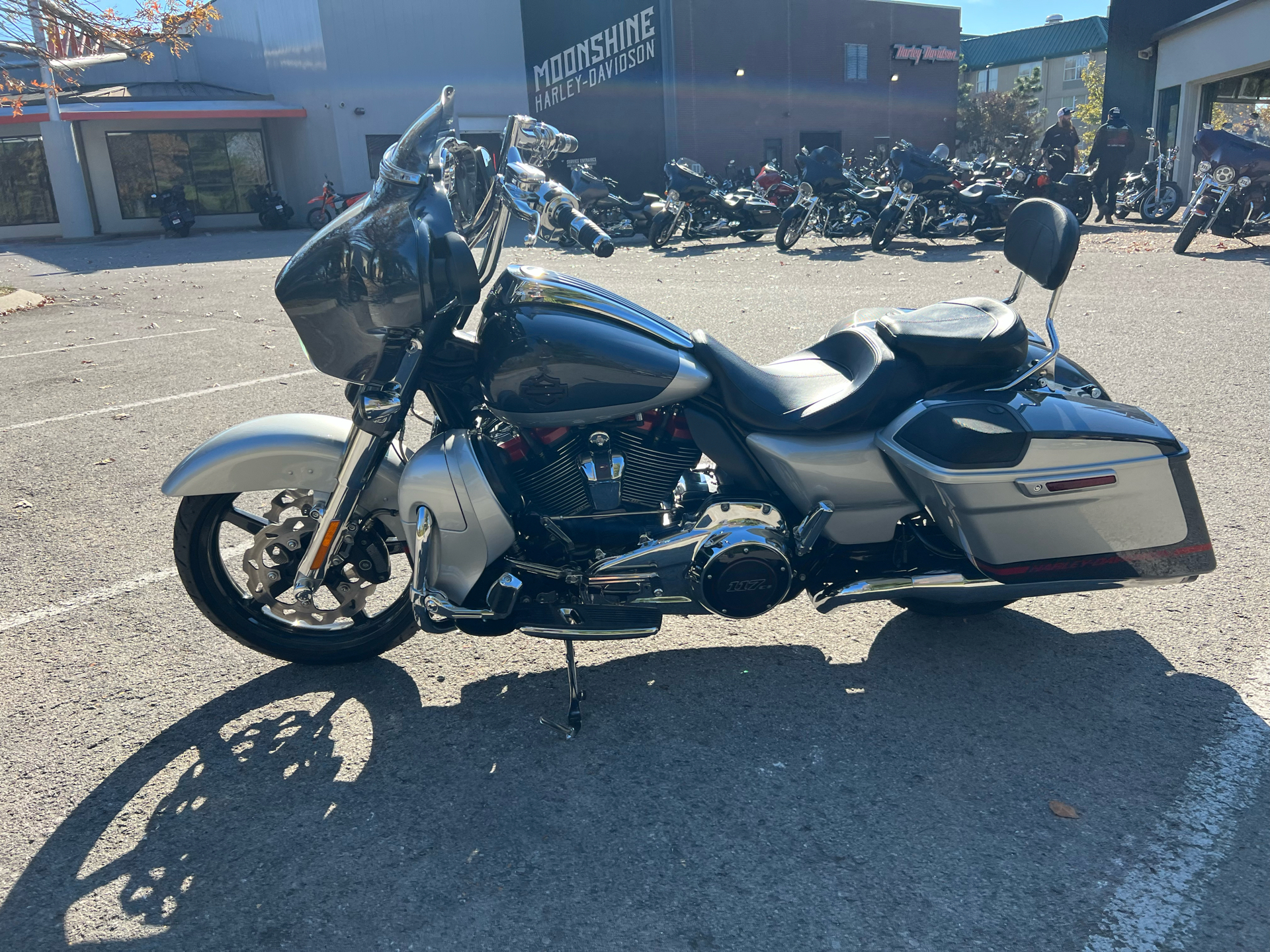 2019 Harley-Davidson CVO™ Street Glide® in Franklin, Tennessee - Photo 27