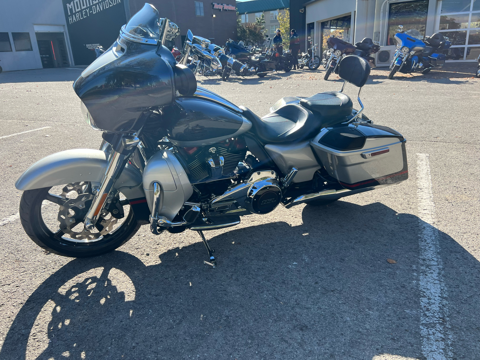 2019 Harley-Davidson CVO™ Street Glide® in Franklin, Tennessee - Photo 28