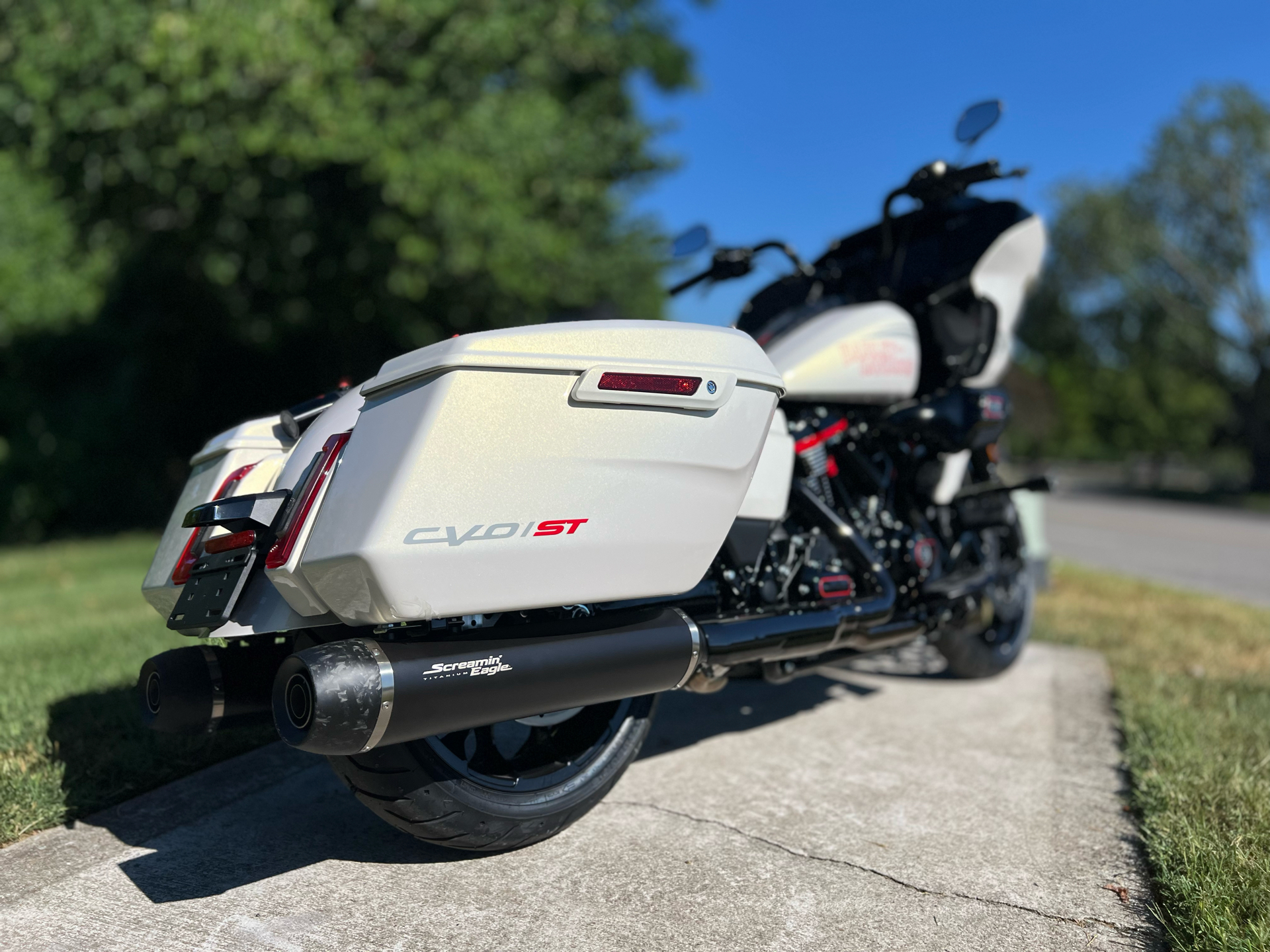 2024 Harley-Davidson CVO™ Road Glide® ST in Franklin, Tennessee - Photo 27