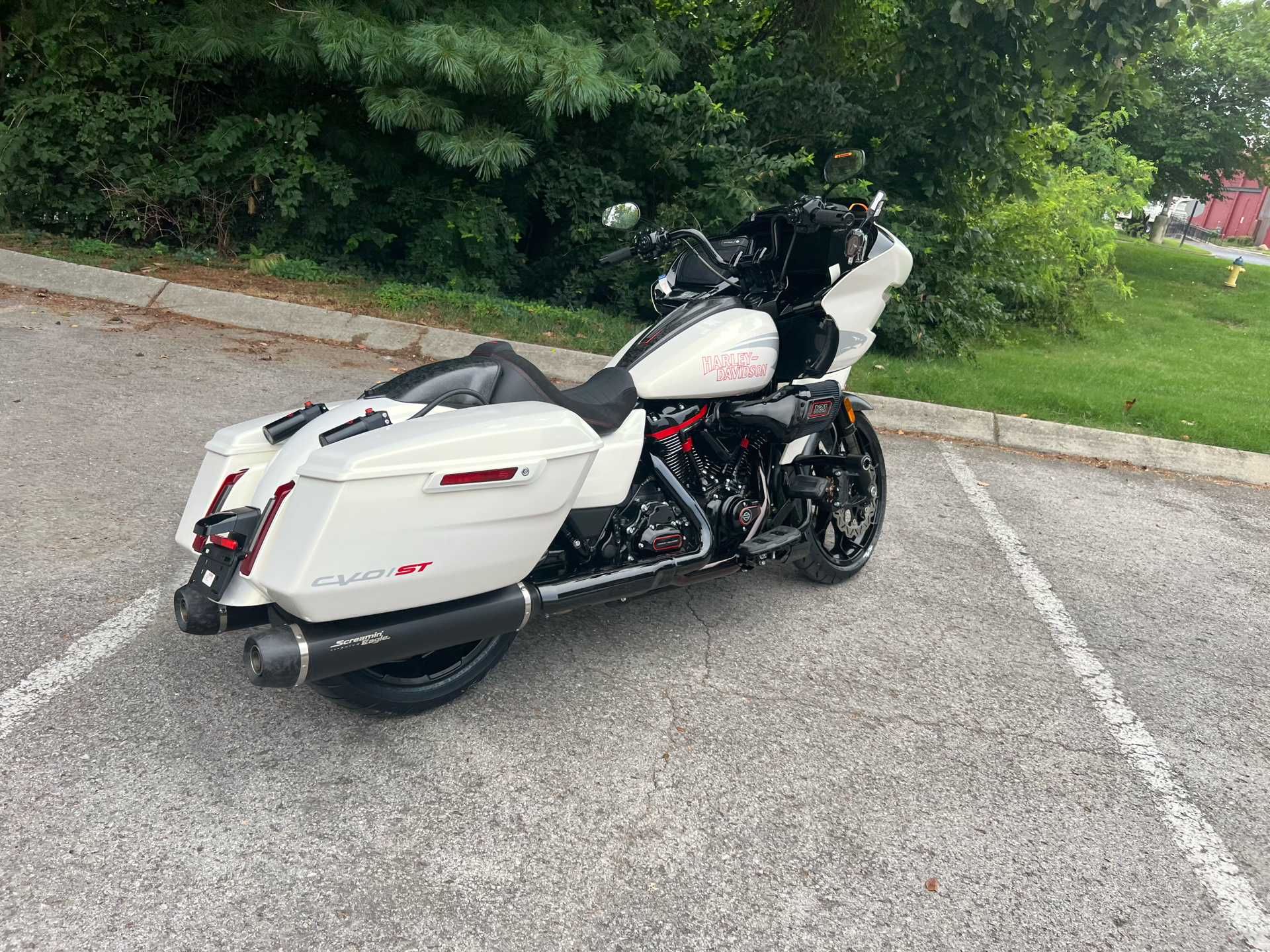 2024 Harley-Davidson CVO™ Road Glide® ST in Franklin, Tennessee - Photo 11