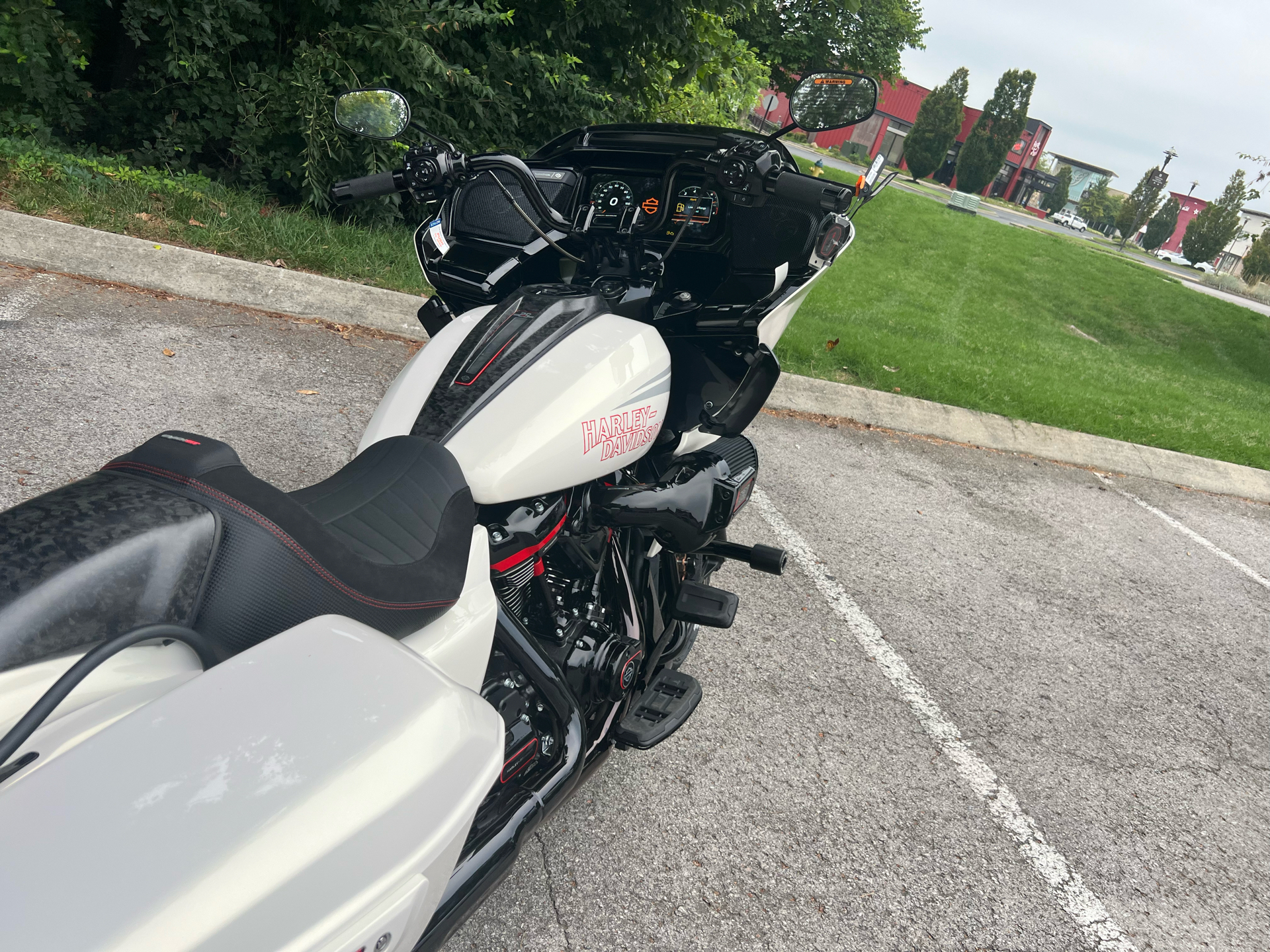 2024 Harley-Davidson CVO™ Road Glide® ST in Franklin, Tennessee - Photo 35