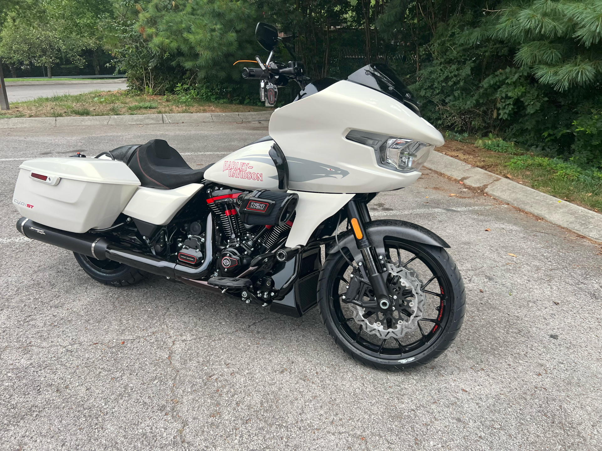 2024 Harley-Davidson CVO™ Road Glide® ST in Franklin, Tennessee - Photo 5