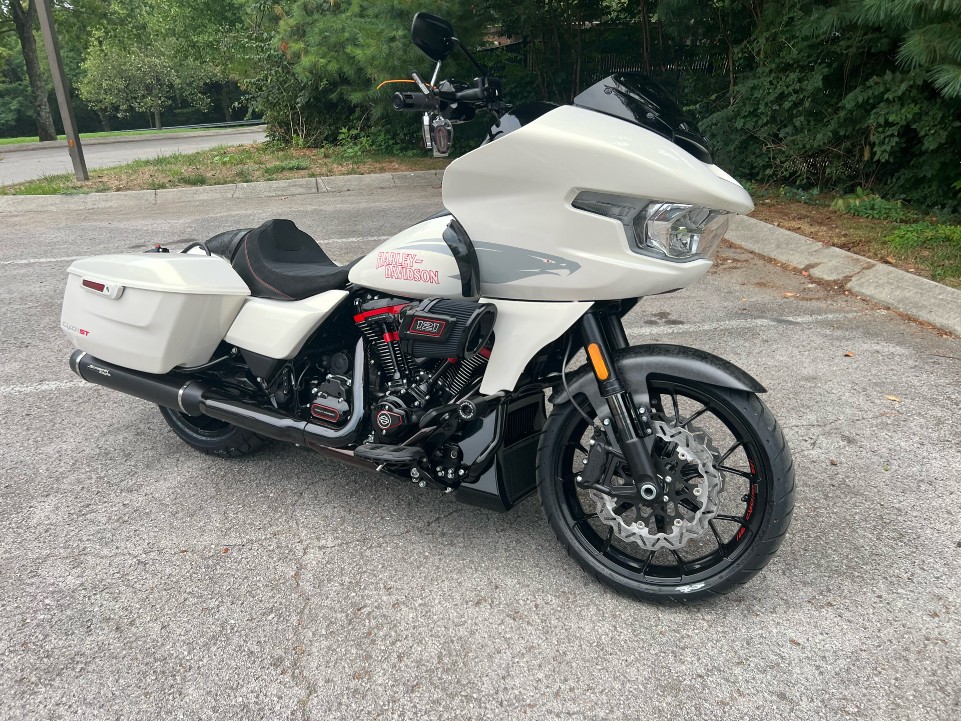 2024 Harley-Davidson CVO™ Road Glide® ST in Franklin, Tennessee - Photo 6