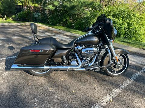 2021 Harley-Davidson Street Glide® in Franklin, Tennessee - Photo 9