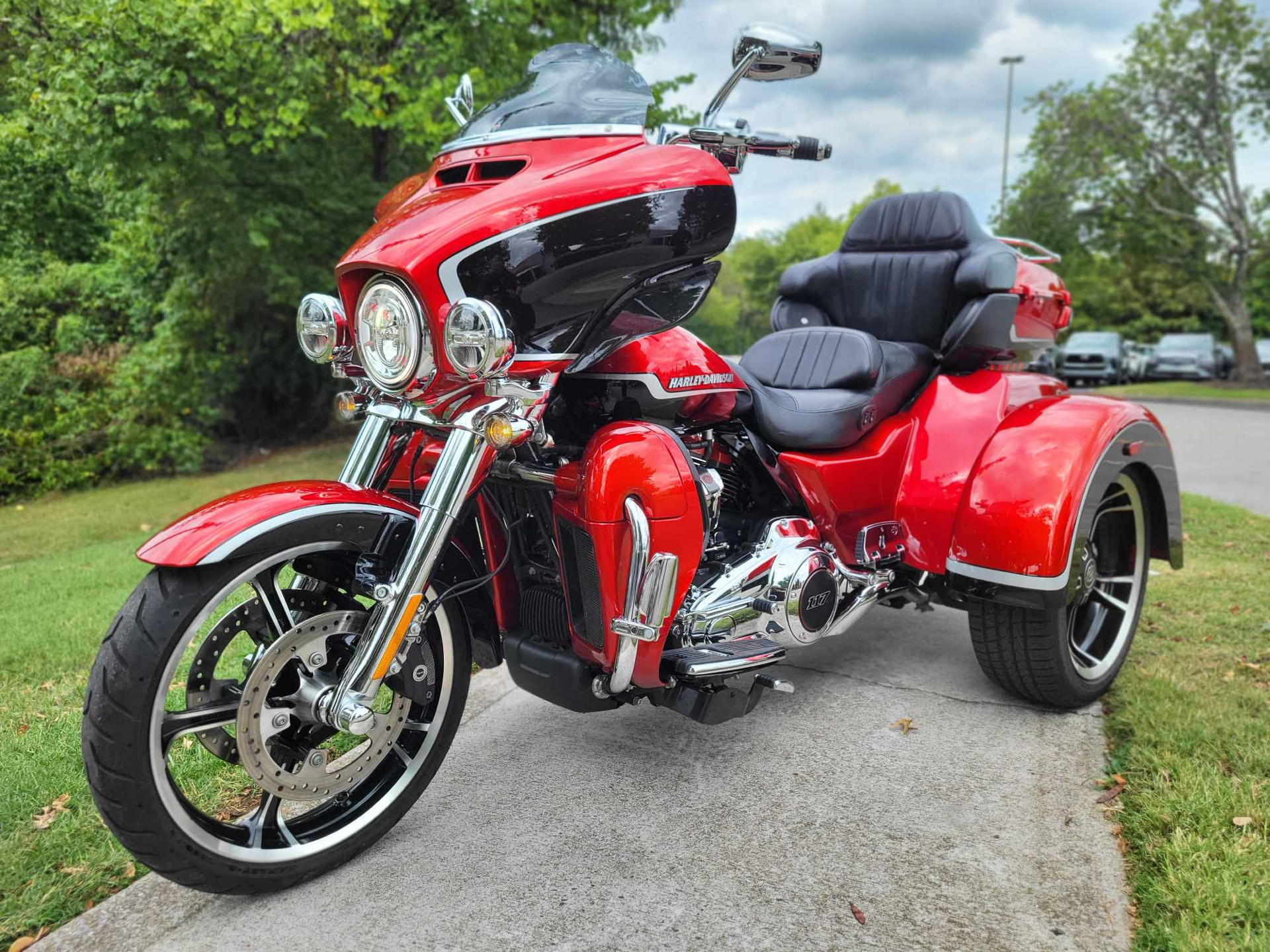 2021 Harley-Davidson CVO™ Tri Glide® in Franklin, Tennessee - Photo 10