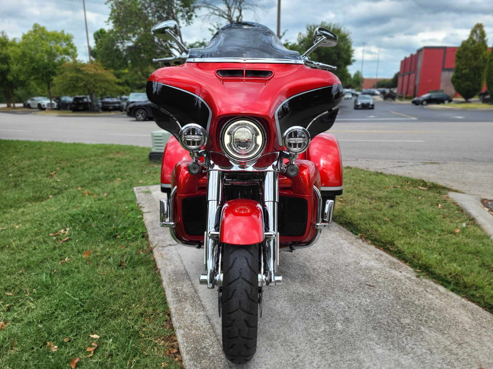 2021 Harley-Davidson CVO™ Tri Glide® in Franklin, Tennessee - Photo 11