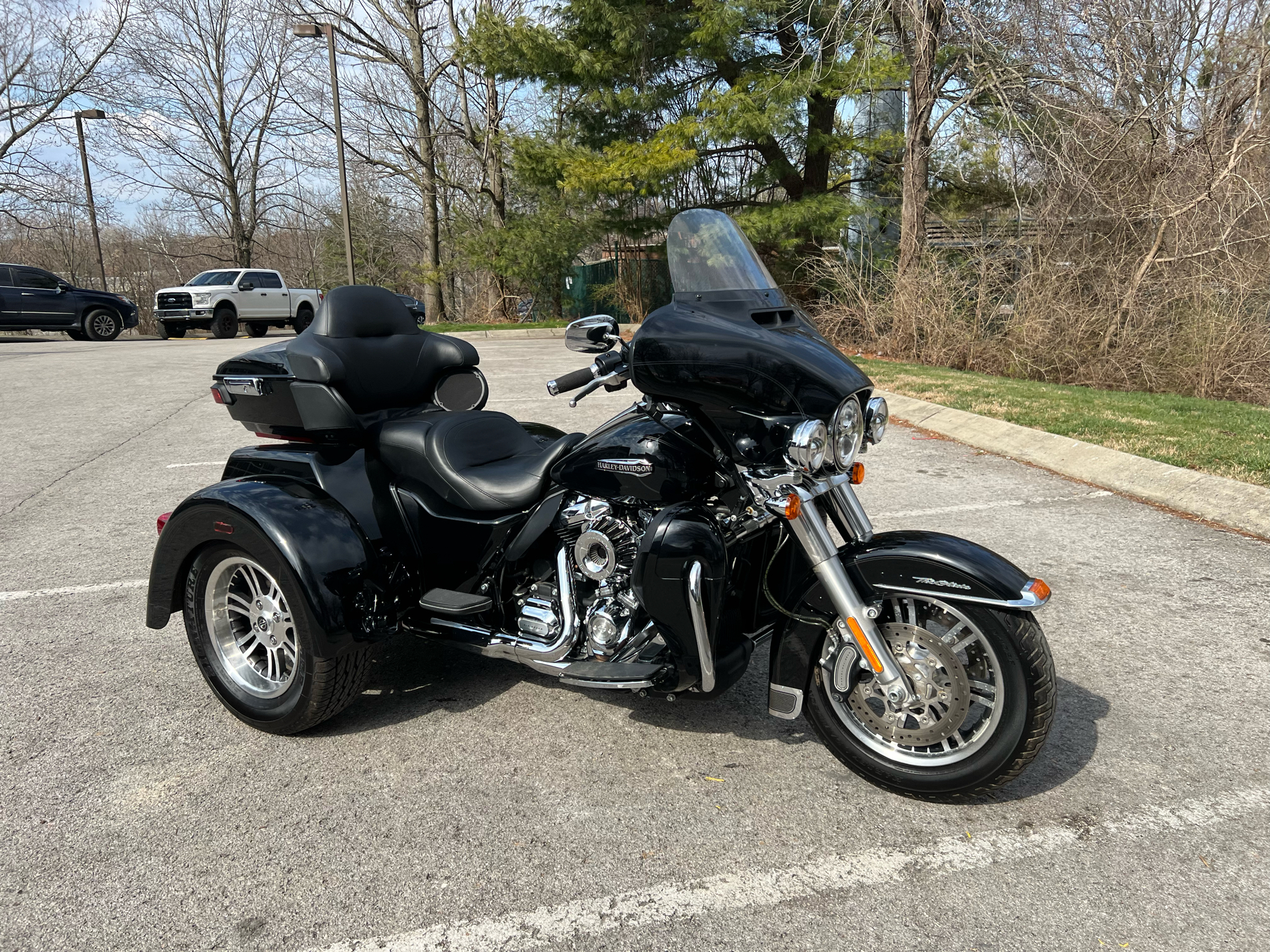 2018 Harley-Davidson Tri Glide® Ultra in Franklin, Tennessee - Photo 8