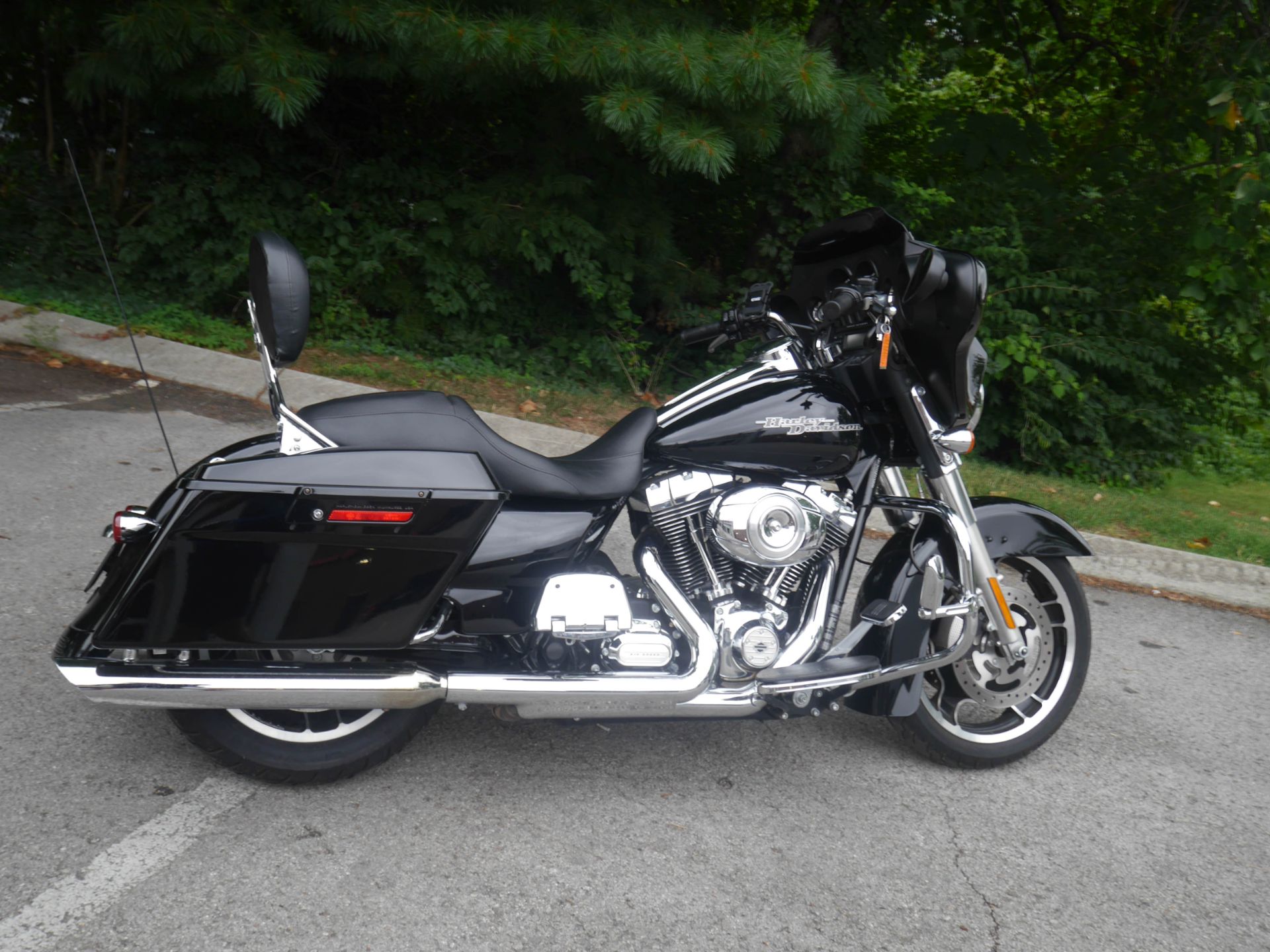 2013 Harley-Davidson Street Glide® in Franklin, Tennessee - Photo 11
