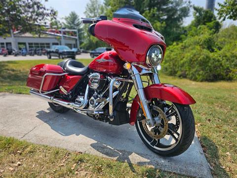 2019 Harley-Davidson Street Glide® in Franklin, Tennessee - Photo 3