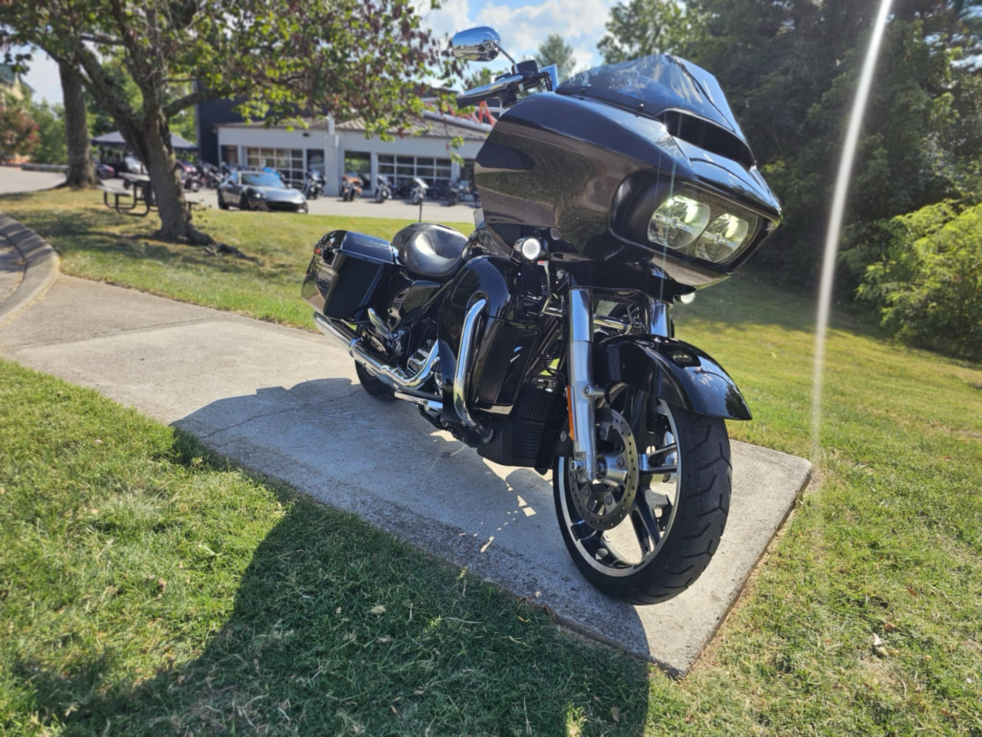 2017 Harley-Davidson Road Glide® Special in Franklin, Tennessee - Photo 3