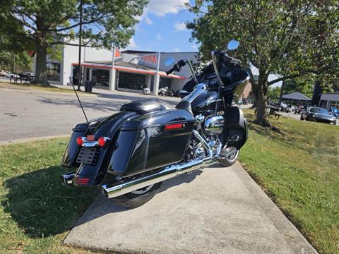 2017 Harley-Davidson Road Glide® Special in Franklin, Tennessee - Photo 16