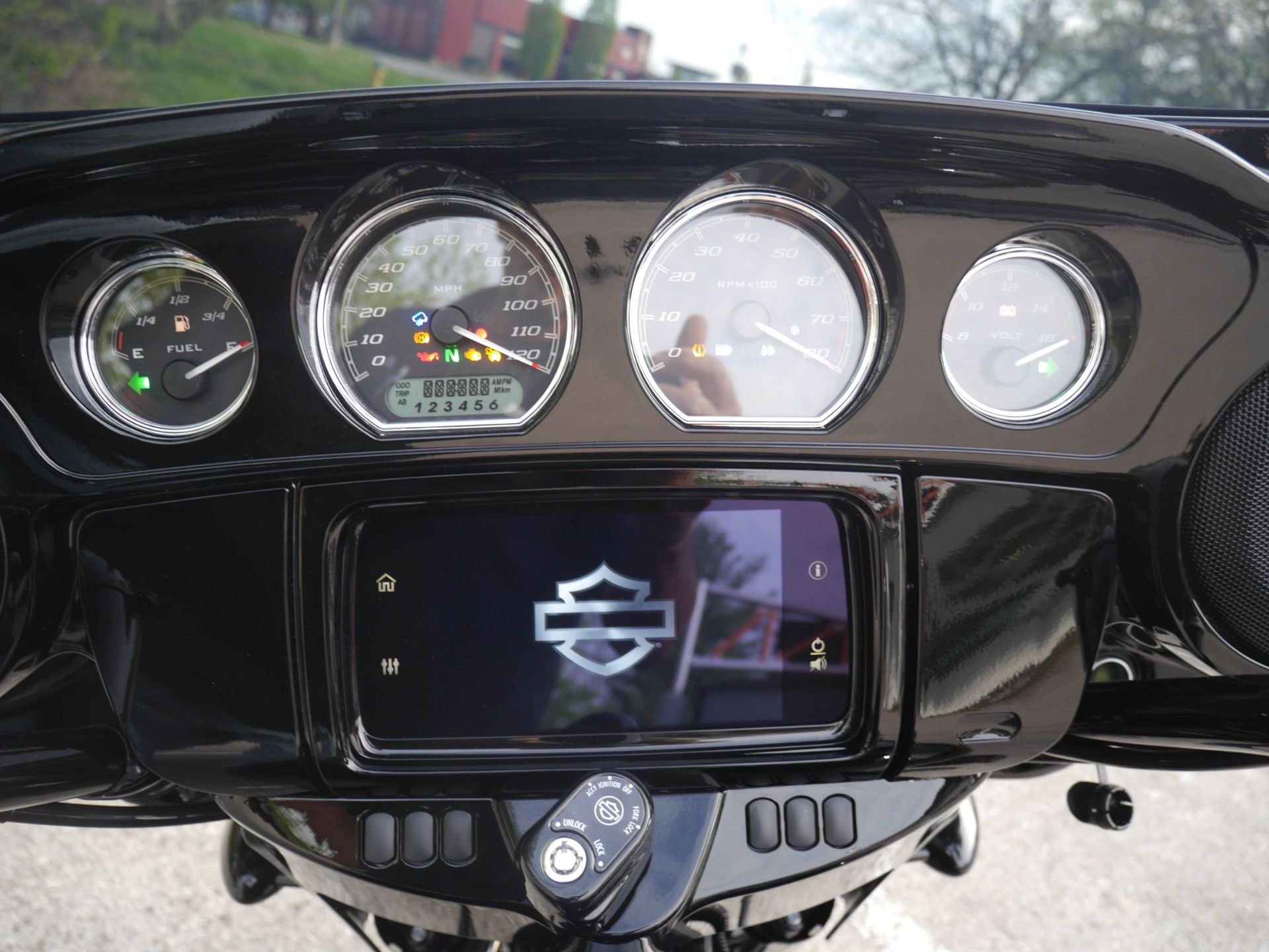 2023 Harley-Davidson Street Glide® ST in Franklin, Tennessee - Photo 25