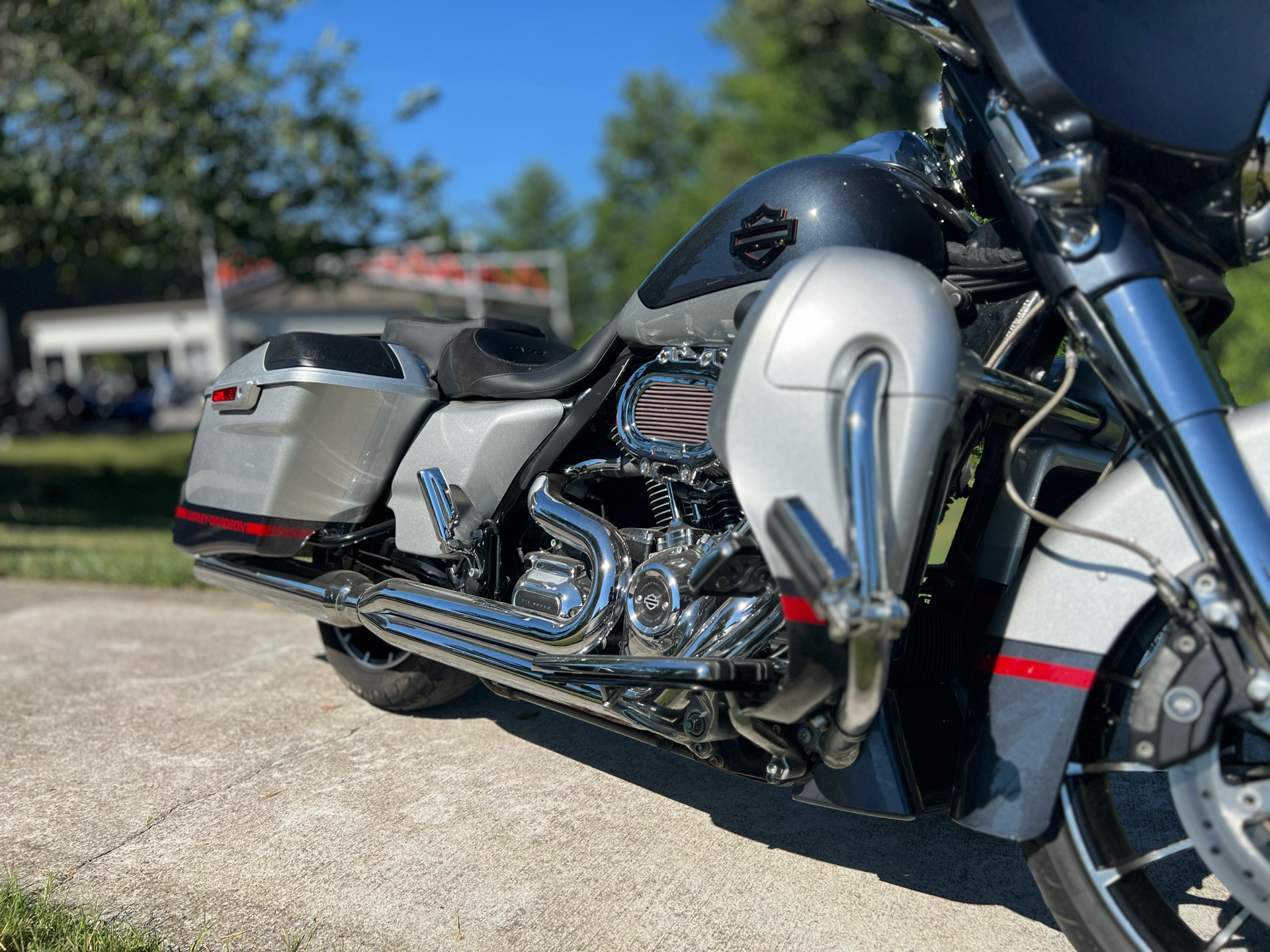 2019 Harley-Davidson CVO™ Street Glide® in Franklin, Tennessee - Photo 7