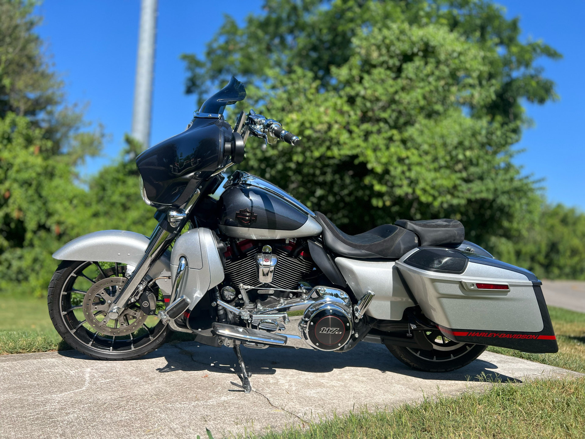 2019 Harley-Davidson CVO™ Street Glide® in Franklin, Tennessee - Photo 19