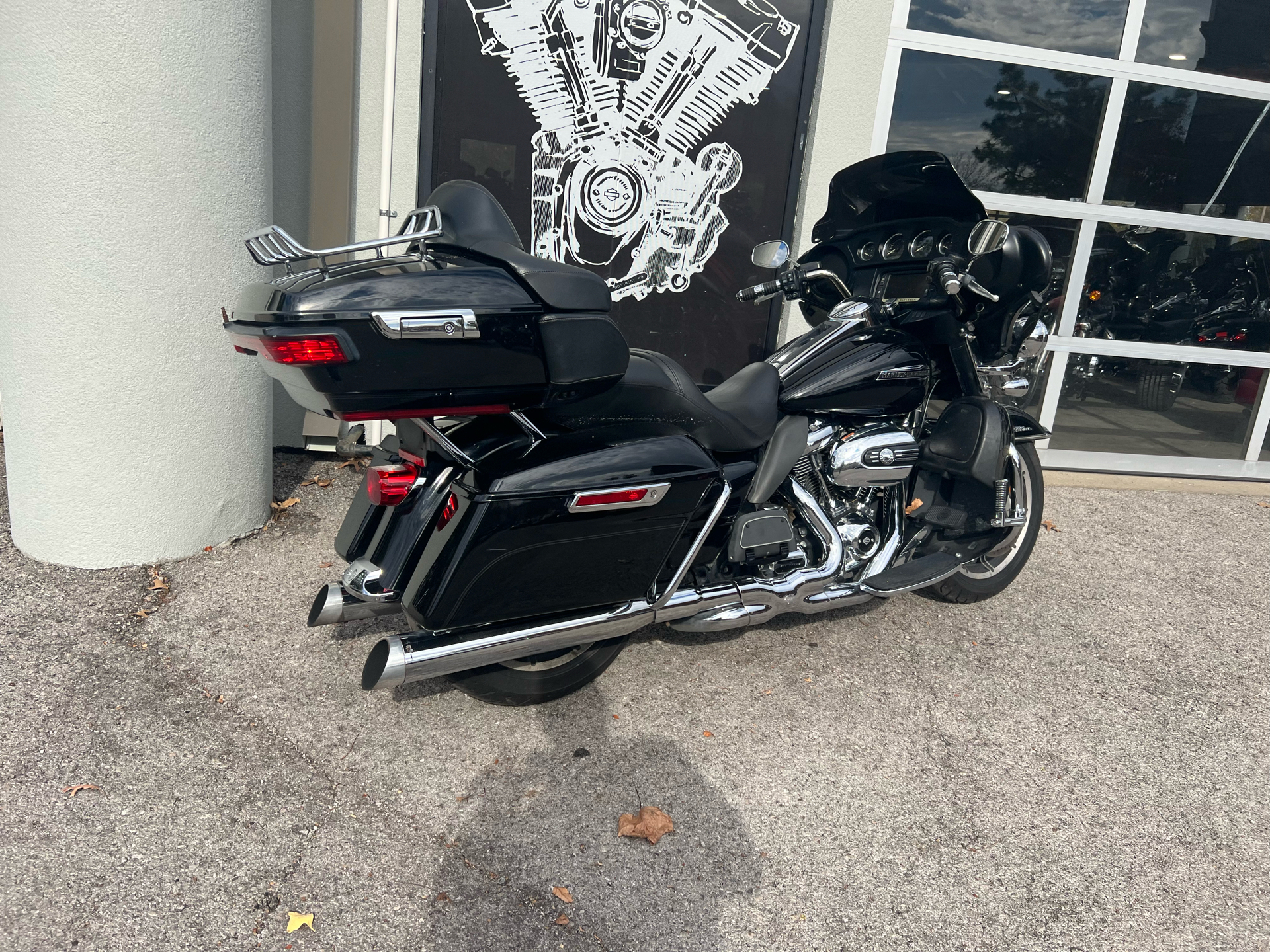 2018 Harley-Davidson Electra Glide® Ultra Classic® in Franklin, Tennessee - Photo 8