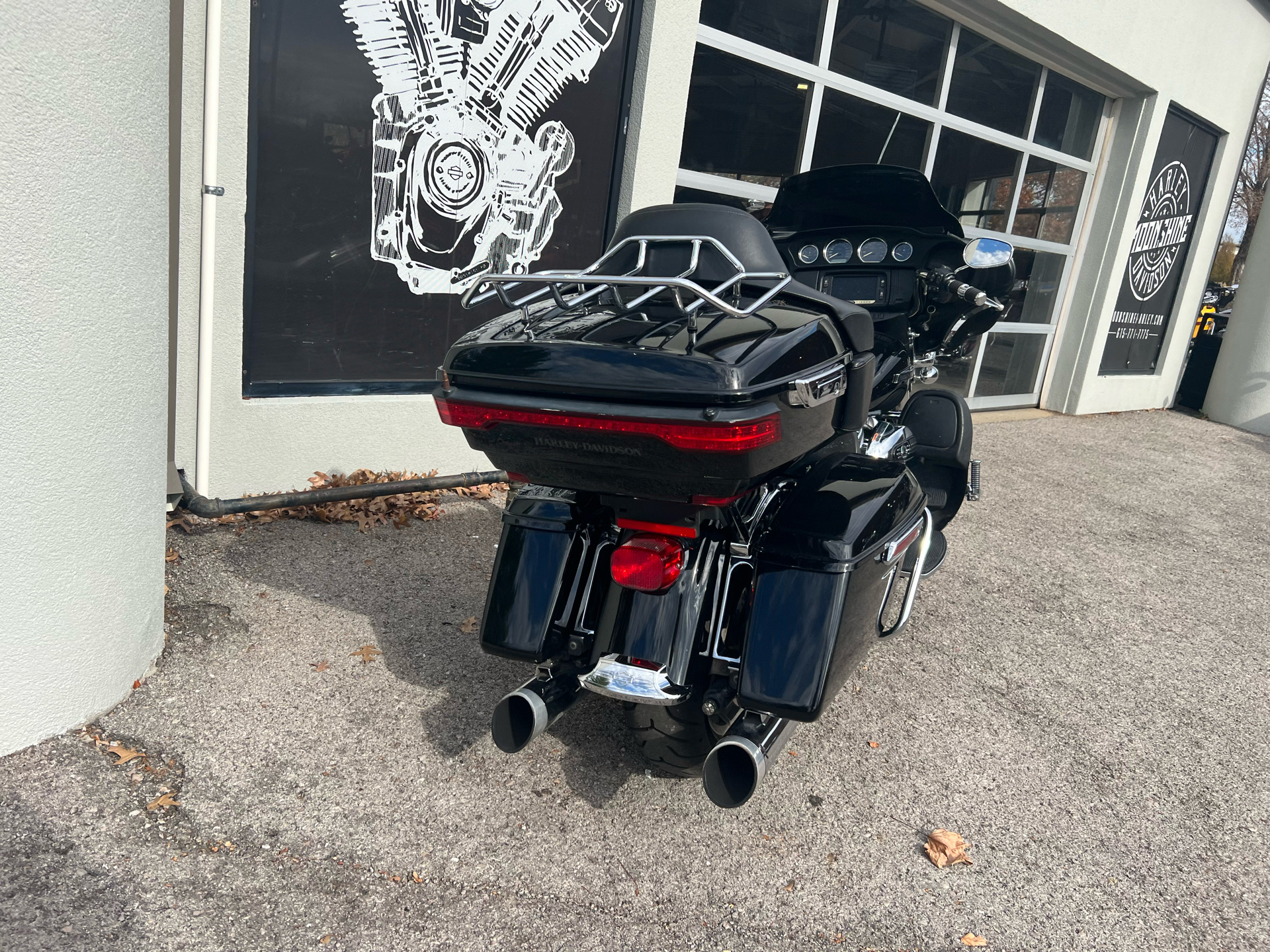 2018 Harley-Davidson Electra Glide® Ultra Classic® in Franklin, Tennessee - Photo 11