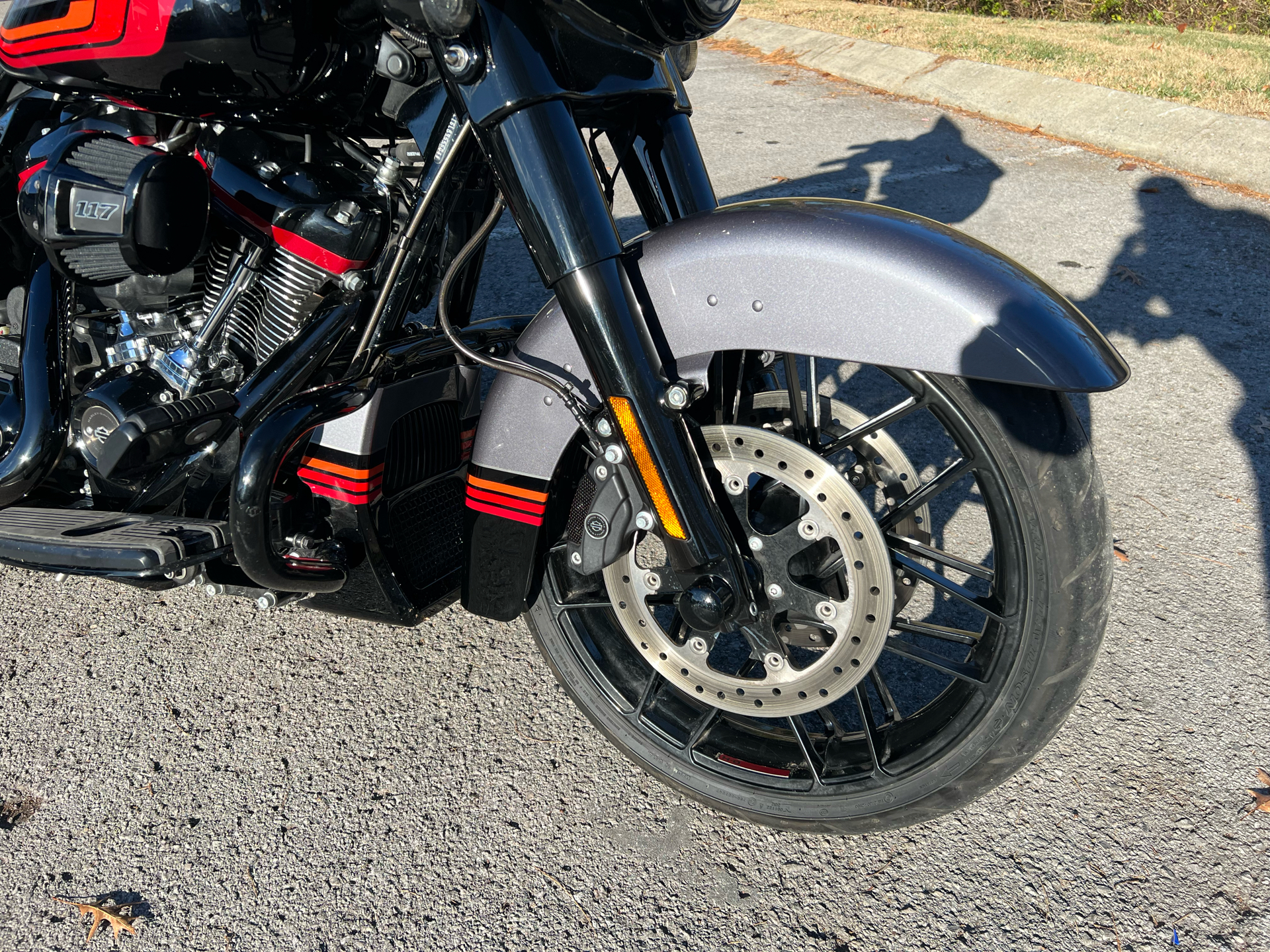 2020 Harley-Davidson CVO™ Street Glide® in Franklin, Tennessee - Photo 3