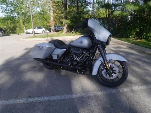 2023 Harley-Davidson Street Glide® Special in Franklin, Tennessee - Photo 6