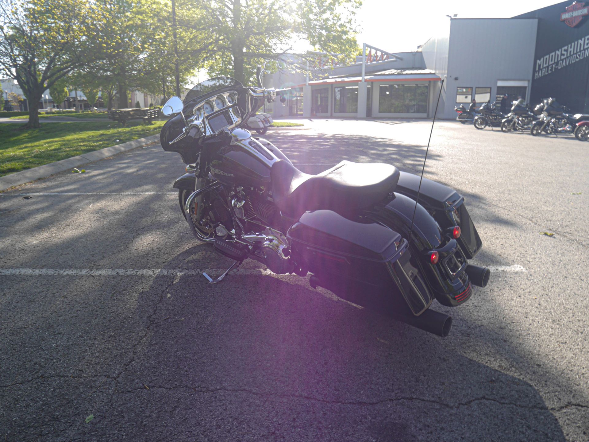 2017 Harley-Davidson Street Glide® Special in Franklin, Tennessee - Photo 21