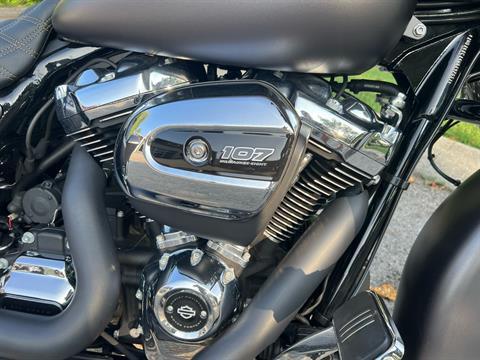 2017 Harley-Davidson Street Glide® Special in Franklin, Tennessee - Photo 2