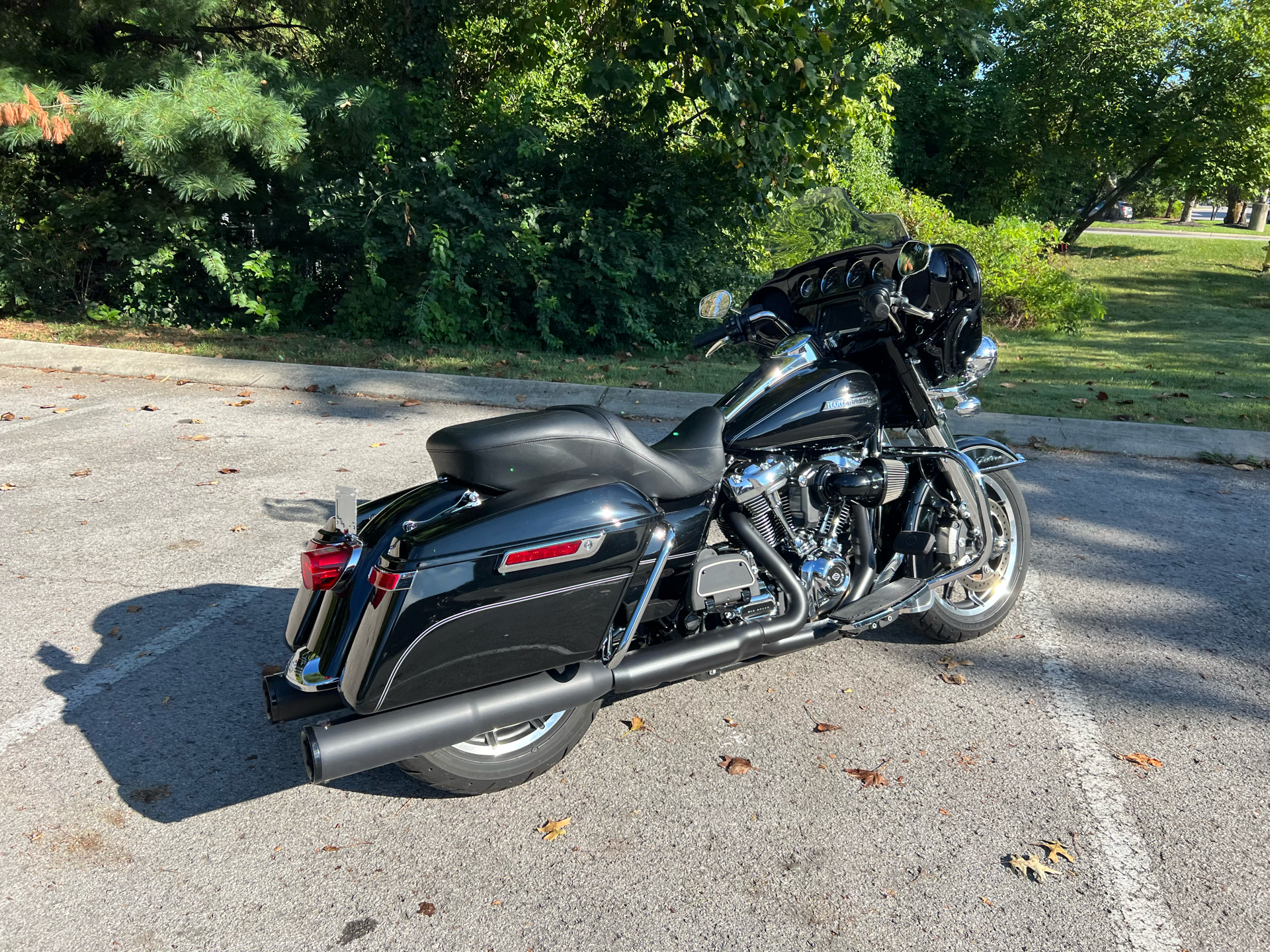 2017 Harley-Davidson Electra Glide® Ultra Classic® in Franklin, Tennessee - Photo 10