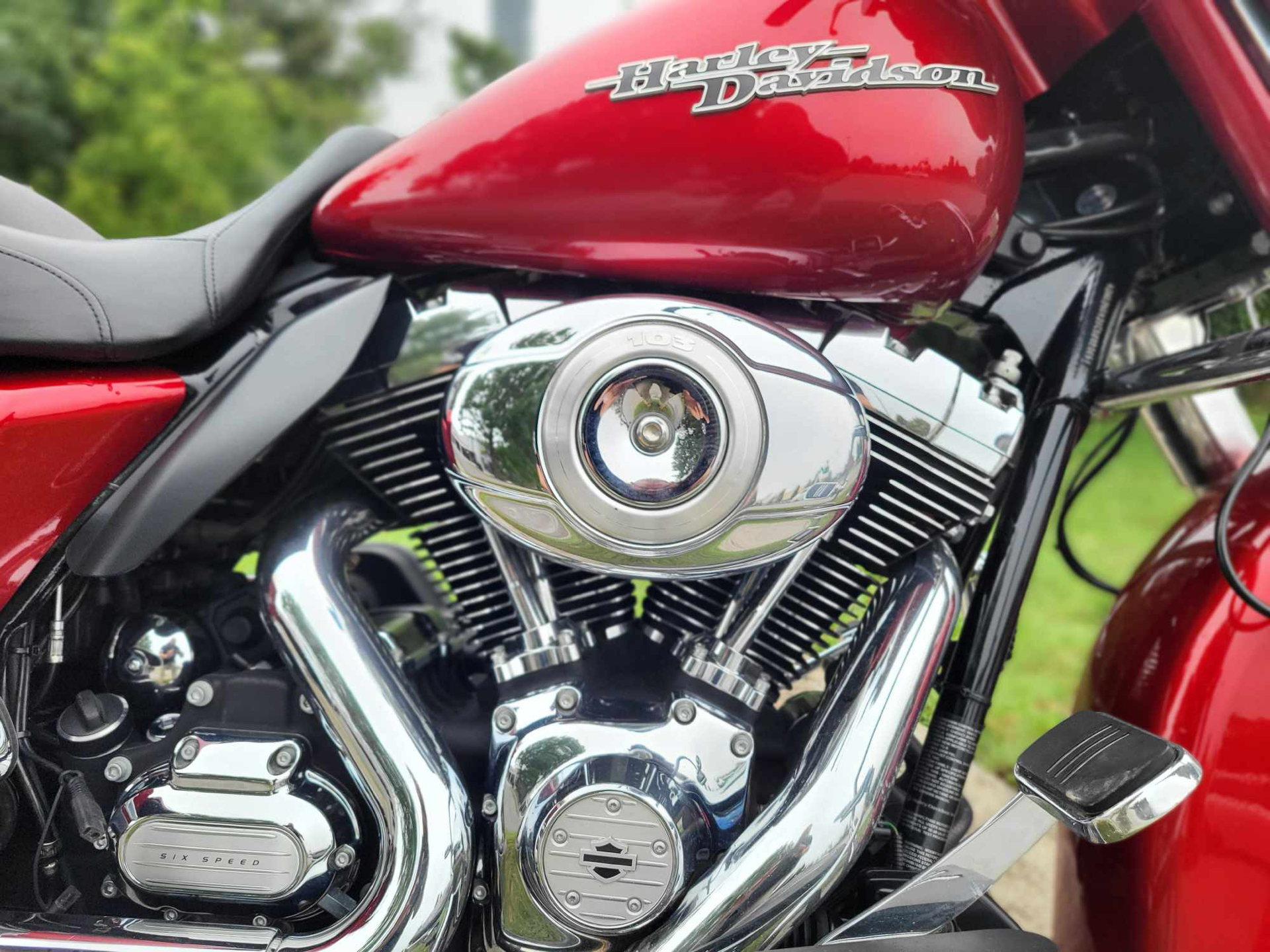 2012 Harley-Davidson Street Glide® in Franklin, Tennessee - Photo 2