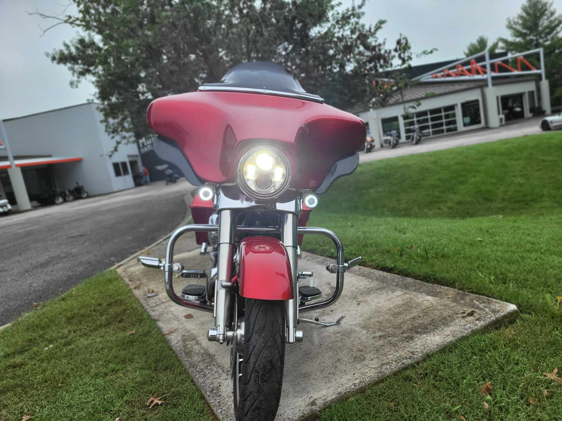 2012 Harley-Davidson Street Glide® in Franklin, Tennessee - Photo 4