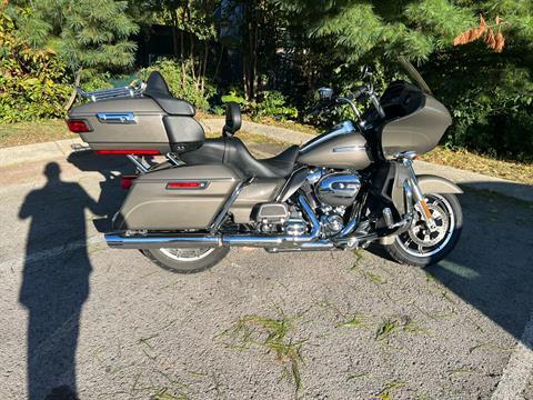 2018 Harley-Davidson Road Glide® Ultra in Franklin, Tennessee - Photo 8