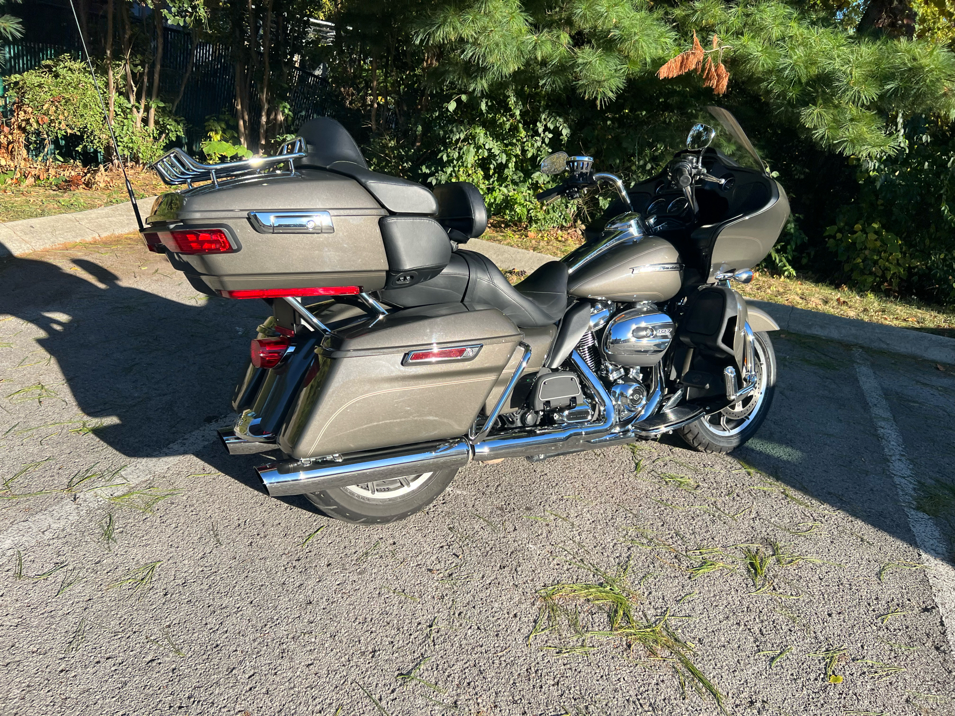 2018 Harley-Davidson Road Glide® Ultra in Franklin, Tennessee - Photo 10