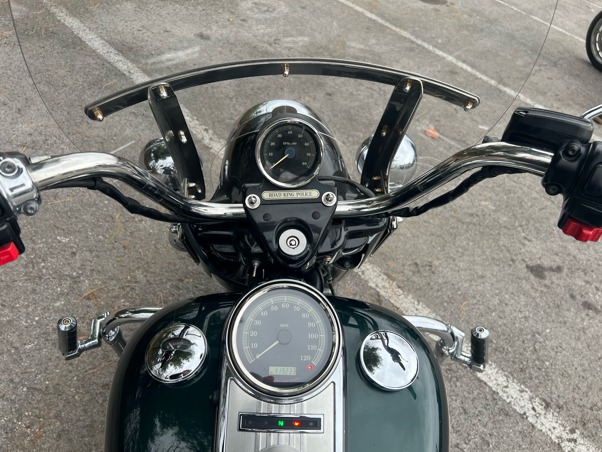 2010 Harley-Davidson ROAD KING POLICE in Franklin, Tennessee - Photo 21
