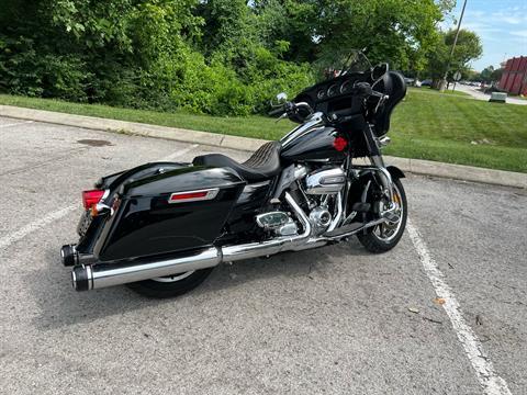 2022 Harley-Davidson Electra Glide® Standard in Franklin, Tennessee - Photo 7