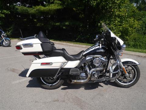 2014 Harley-Davidson Electra Glide® Ultra Classic® in Franklin, Tennessee - Photo 8