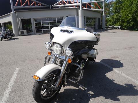 2014 Harley-Davidson Electra Glide® Ultra Classic® in Franklin, Tennessee - Photo 24