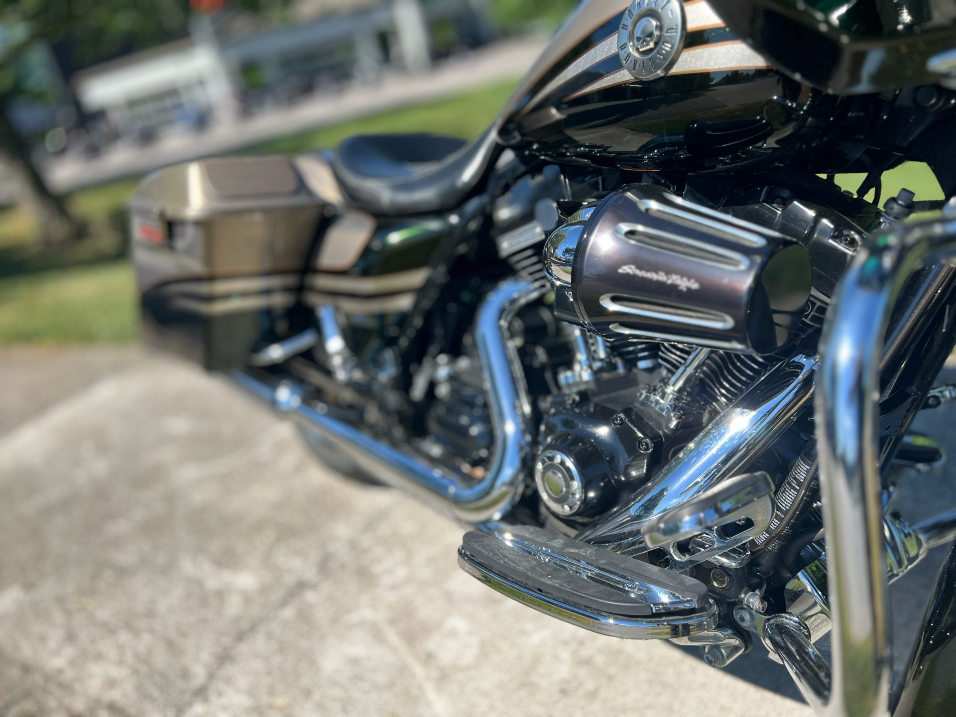 2013 Harley-Davidson CVO™ Road Glide® Custom in Franklin, Tennessee - Photo 10