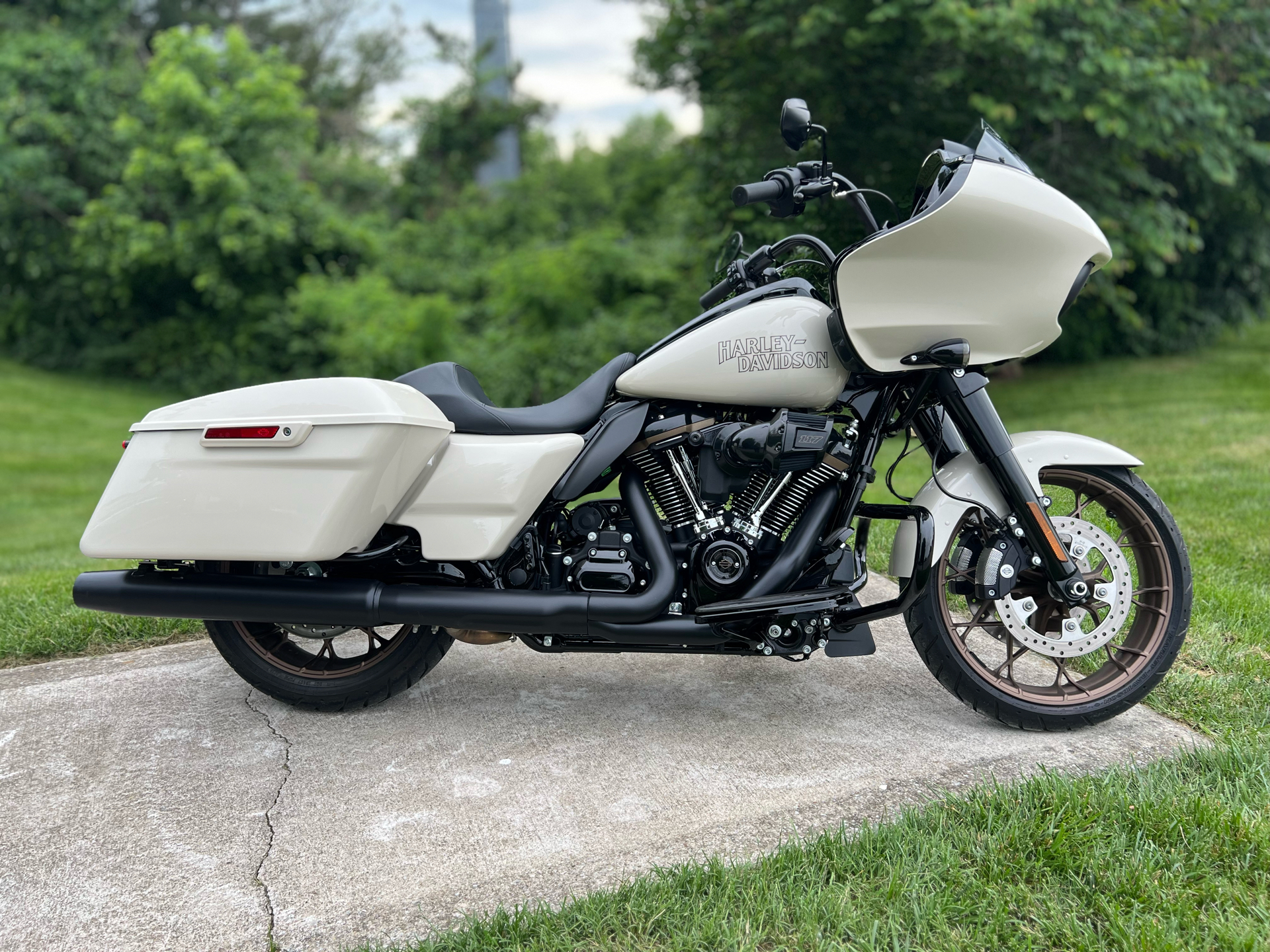 2023 Harley-Davidson Road Glide® ST in Franklin, Tennessee - Photo 1