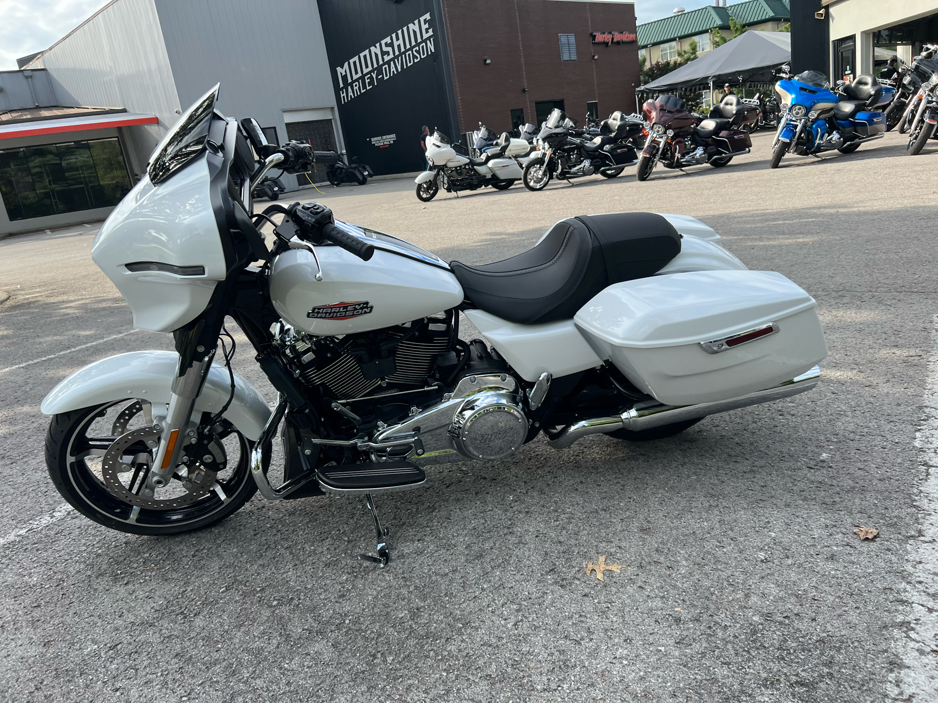 2024 Harley-Davidson Street Glide® in Franklin, Tennessee - Photo 24