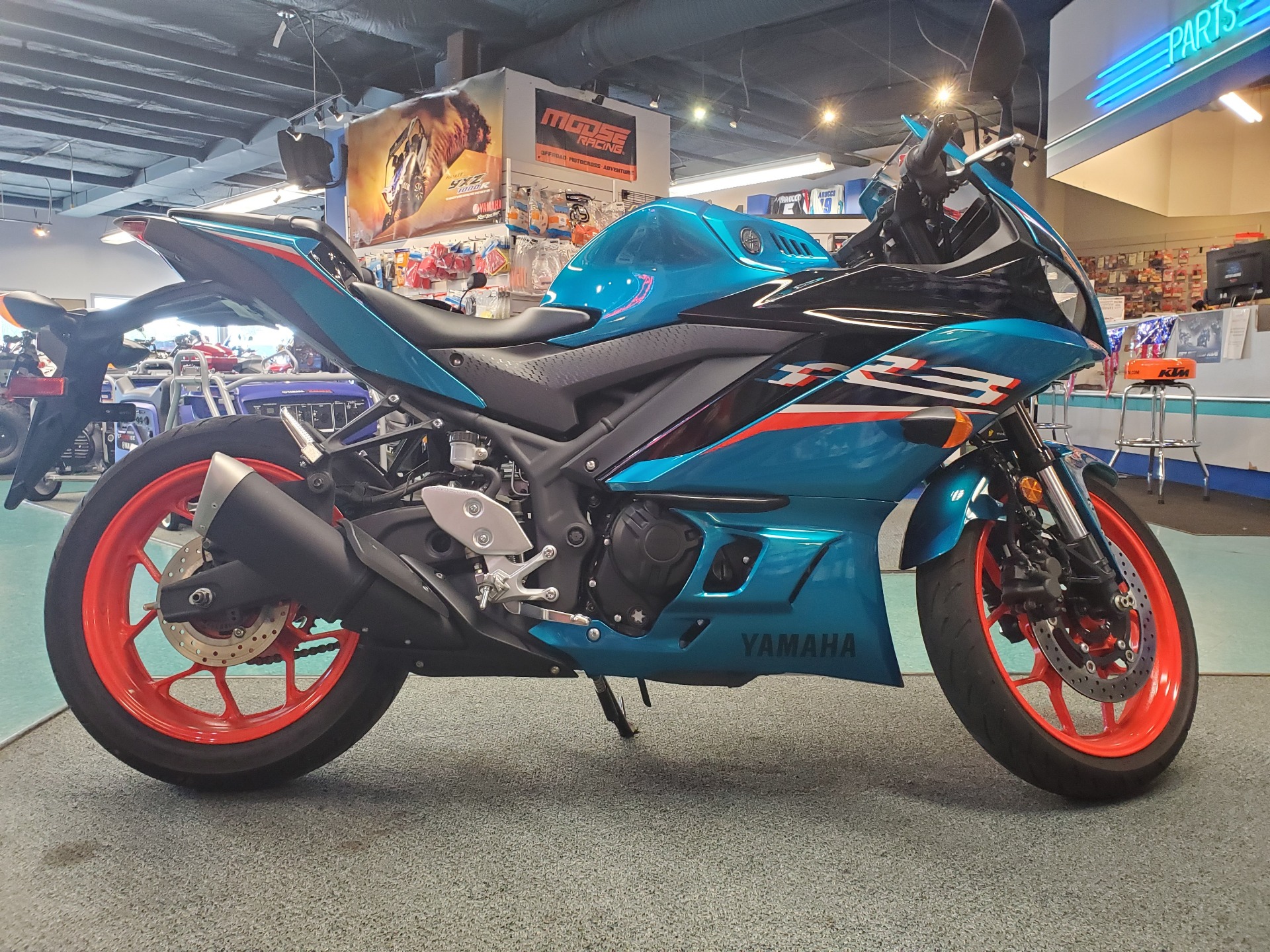 2021 Yamaha YZF-R3 ABS in Hobart, Indiana - Photo 5