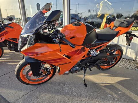 2024 KTM RC 390 in Hobart, Indiana - Photo 3