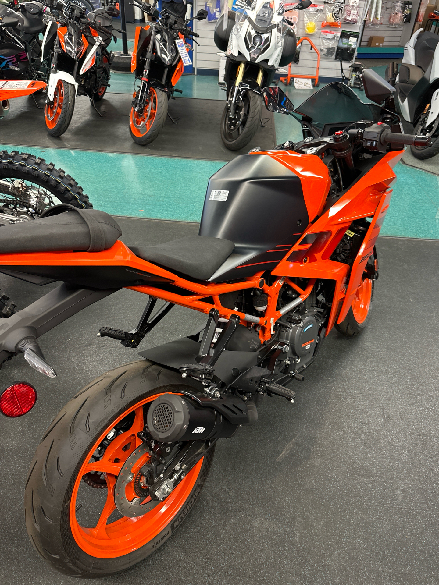 2024 KTM RC 390 in Hobart, Indiana - Photo 6