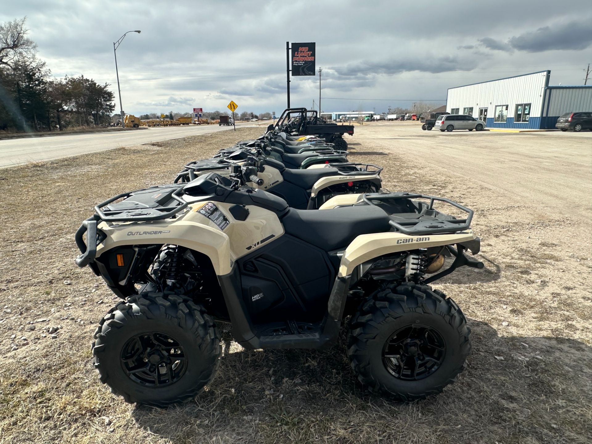 2024 Can-Am Outlander PRO XU HD5 in Valentine, Nebraska - Photo 1