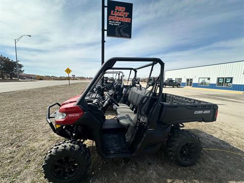 2024 Can-Am Defender DPS HD10 in Valentine, Nebraska - Photo 3