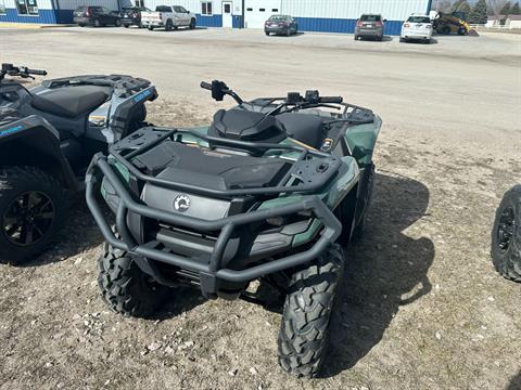 2024 Can-Am Outlander PRO XU HD7 in Valentine, Nebraska - Photo 1