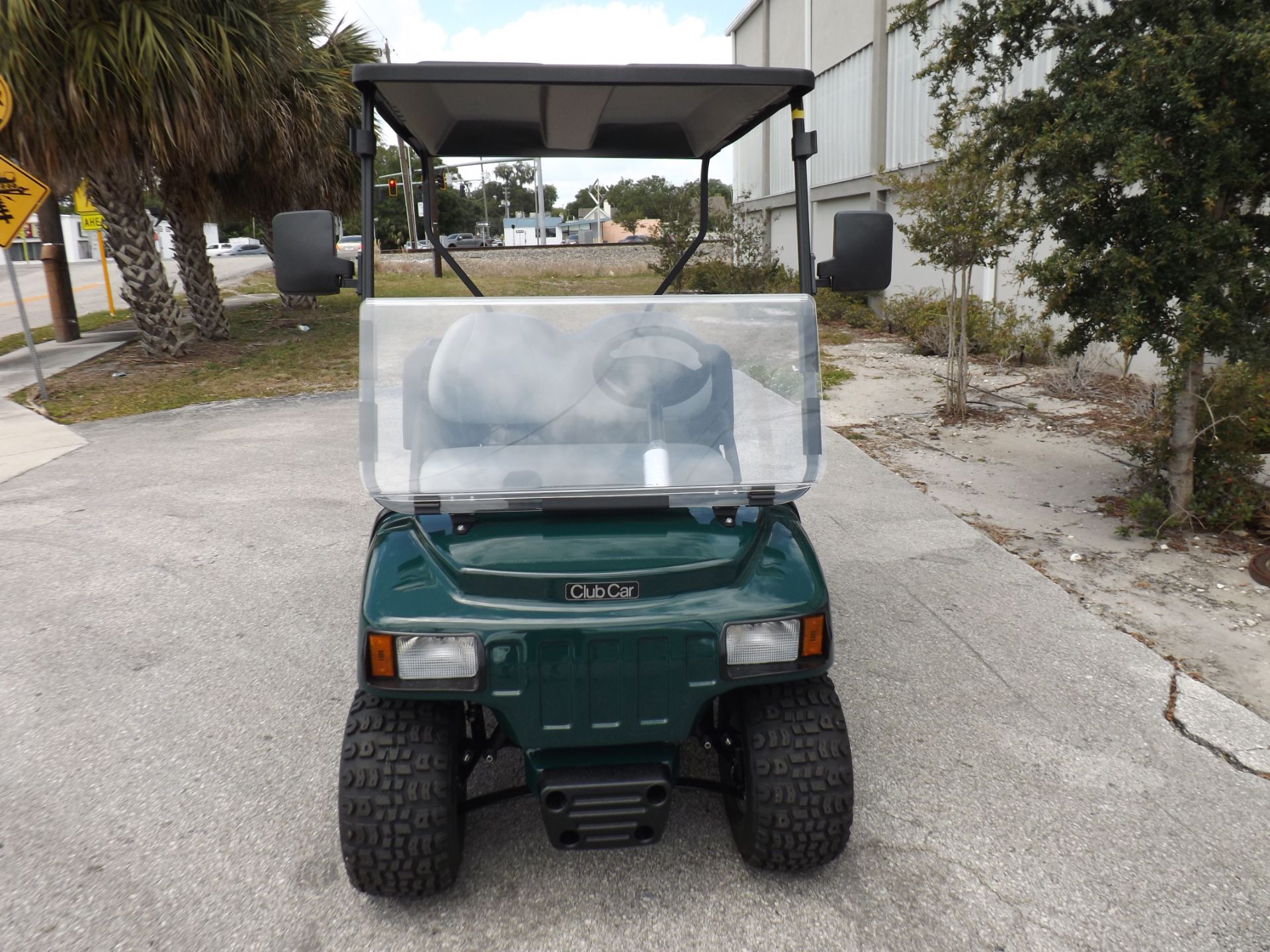 2022 Club Car XRT 800 Gas in Lakeland, Florida - Photo 2