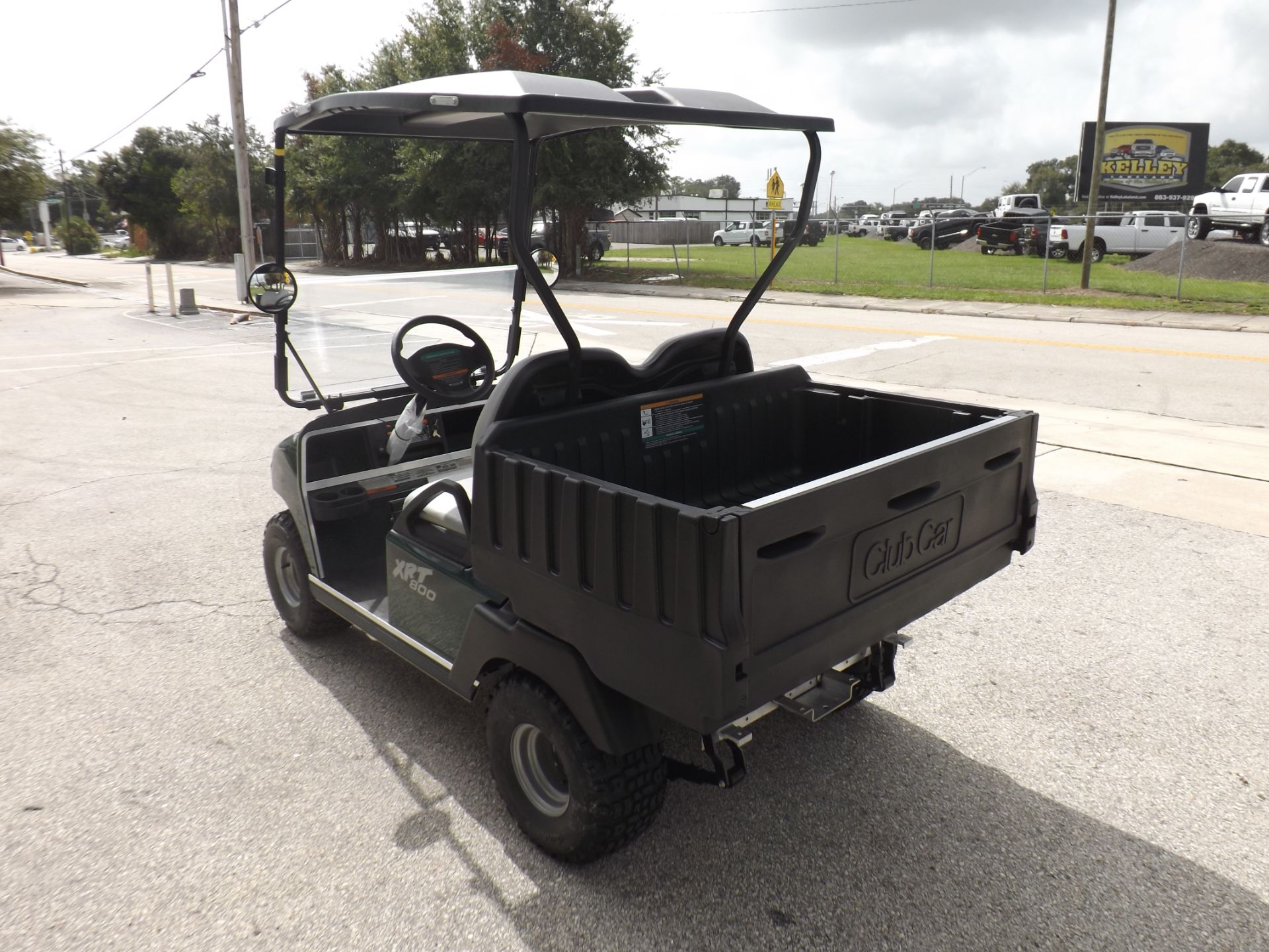 2023 Club Car XRT 800 Gas in Lakeland, Florida - Photo 5