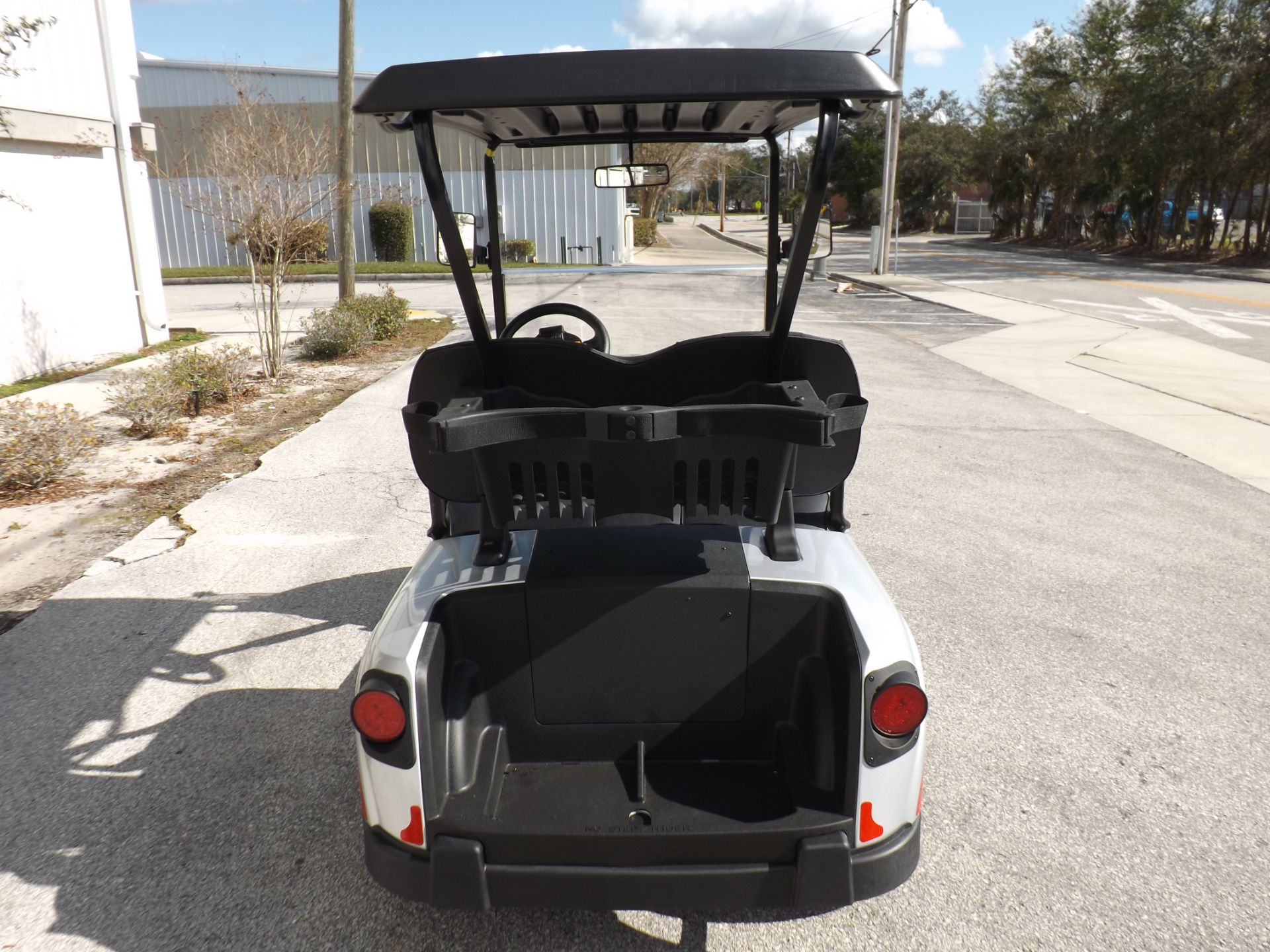 2023 E-Z-GO Freedom RXV ELiTE 2.2 Single Pack with Light World Charger in Lakeland, Florida - Photo 4