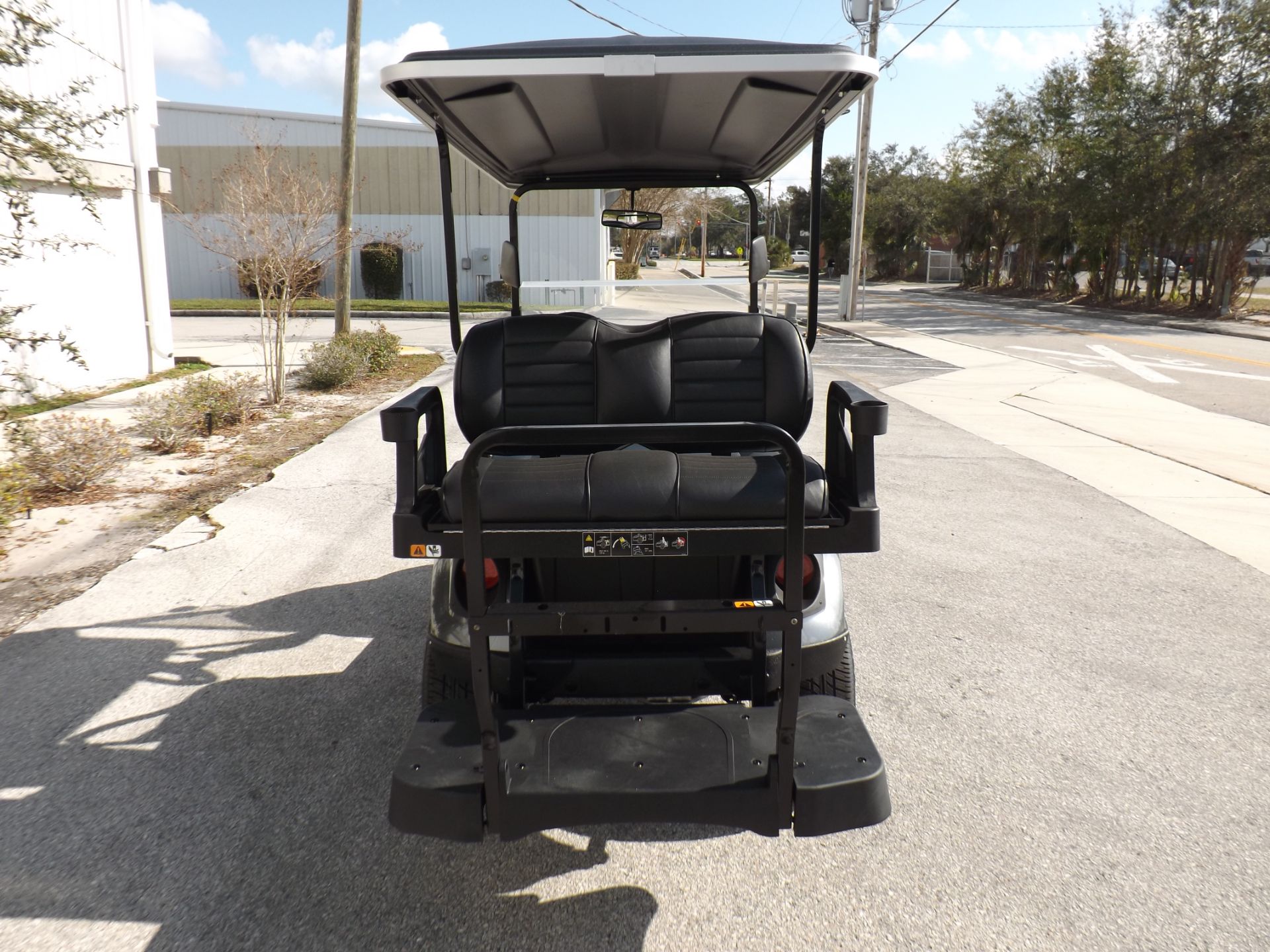 2023 E-Z-GO Express S4 ELiTE 2.2 Single Pack with Light World Charger in Lakeland, Florida - Photo 4
