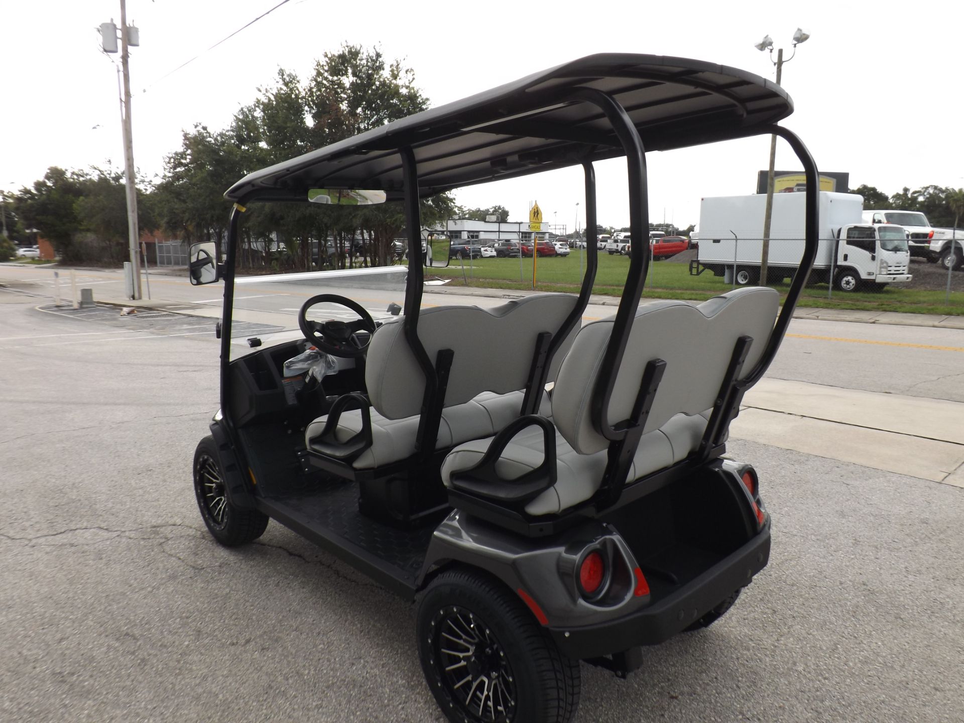 2023 E-Z-GO Liberty ELiTE 2.2 Single Pack with Light World Charger in Lakeland, Florida - Photo 5