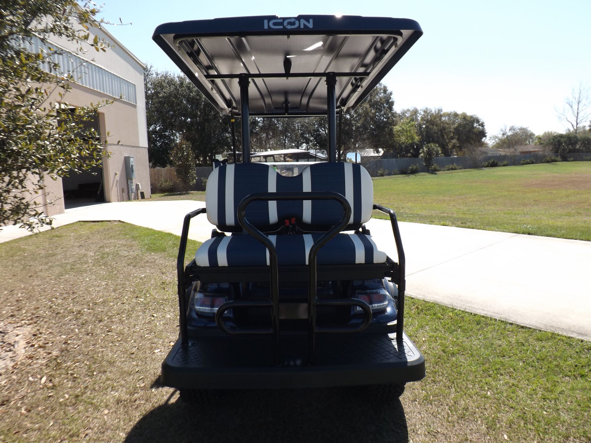2022 Icon i40L Electric (Lifted) in Lakeland, Florida - Photo 4