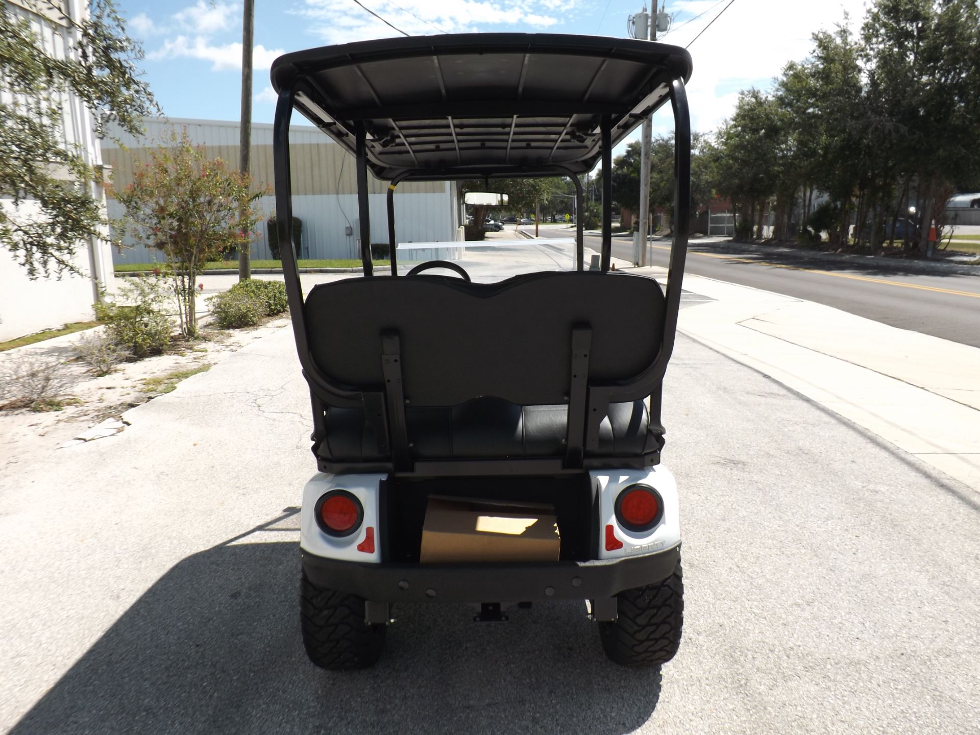 2023 E-Z-GO Liberty ELiTE 2.2 Single Pack with Light World Charger in Lakeland, Florida - Photo 4