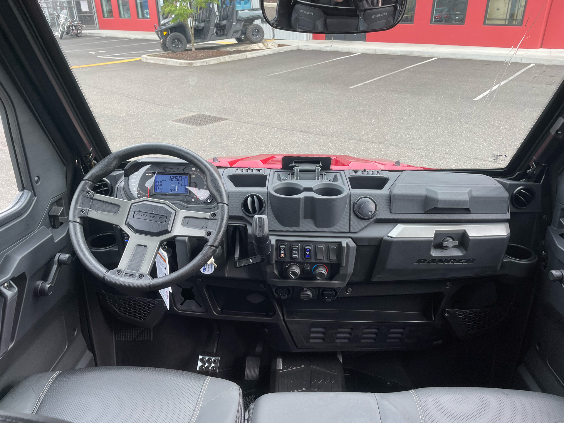 2025 Polaris Ranger Crew XP 1000 NorthStar Edition Premium with Fixed Windshield in Portland, Oregon - Photo 6